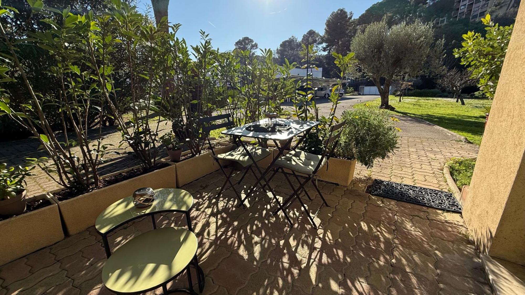 Studio Tout Confort Au Calme Avec Jardin Proche Cannes Le Cannet Exterior photo